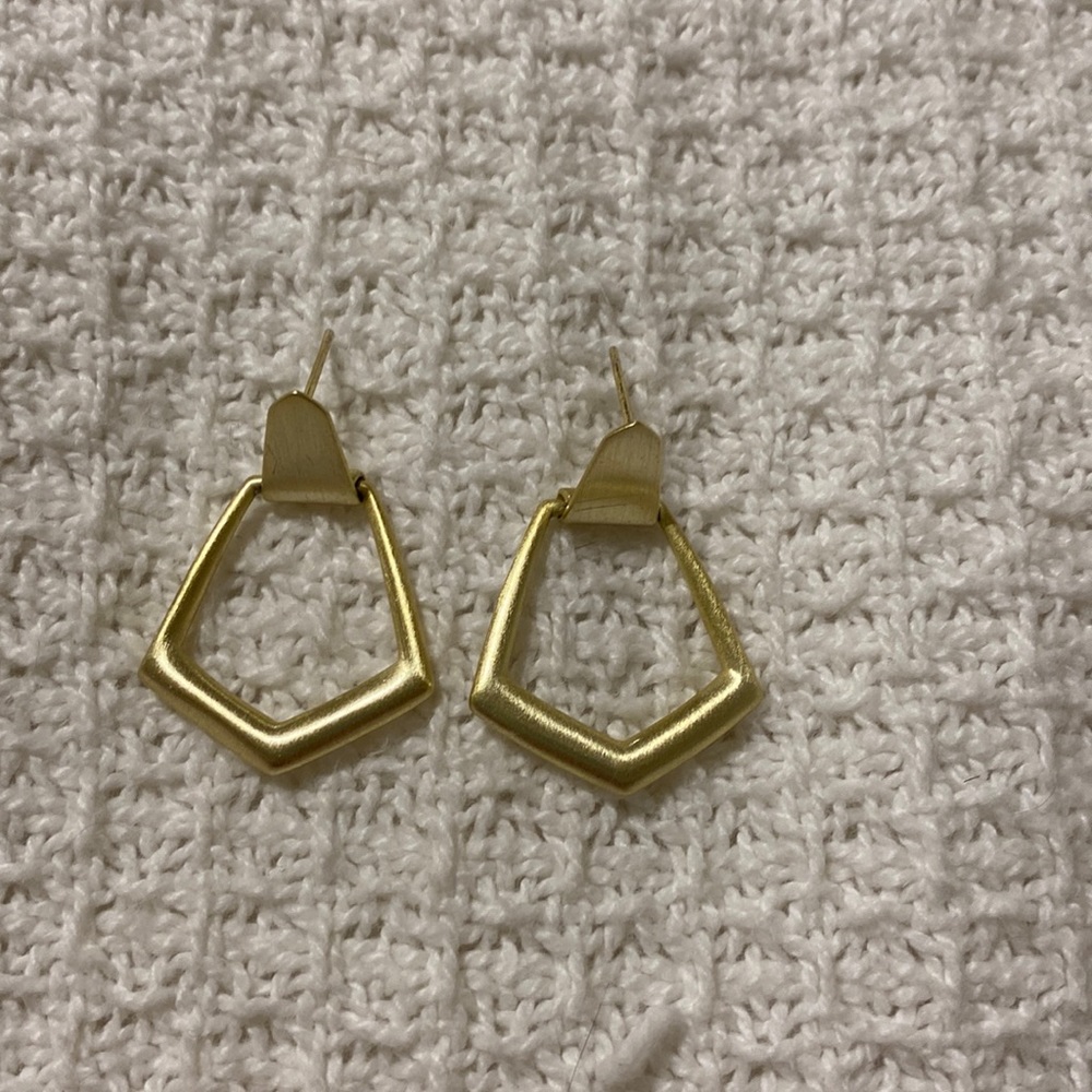 Kendra Scott earrings